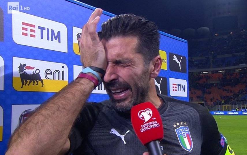 布冯结束20年国家队生涯,布冯告别30年职业生涯