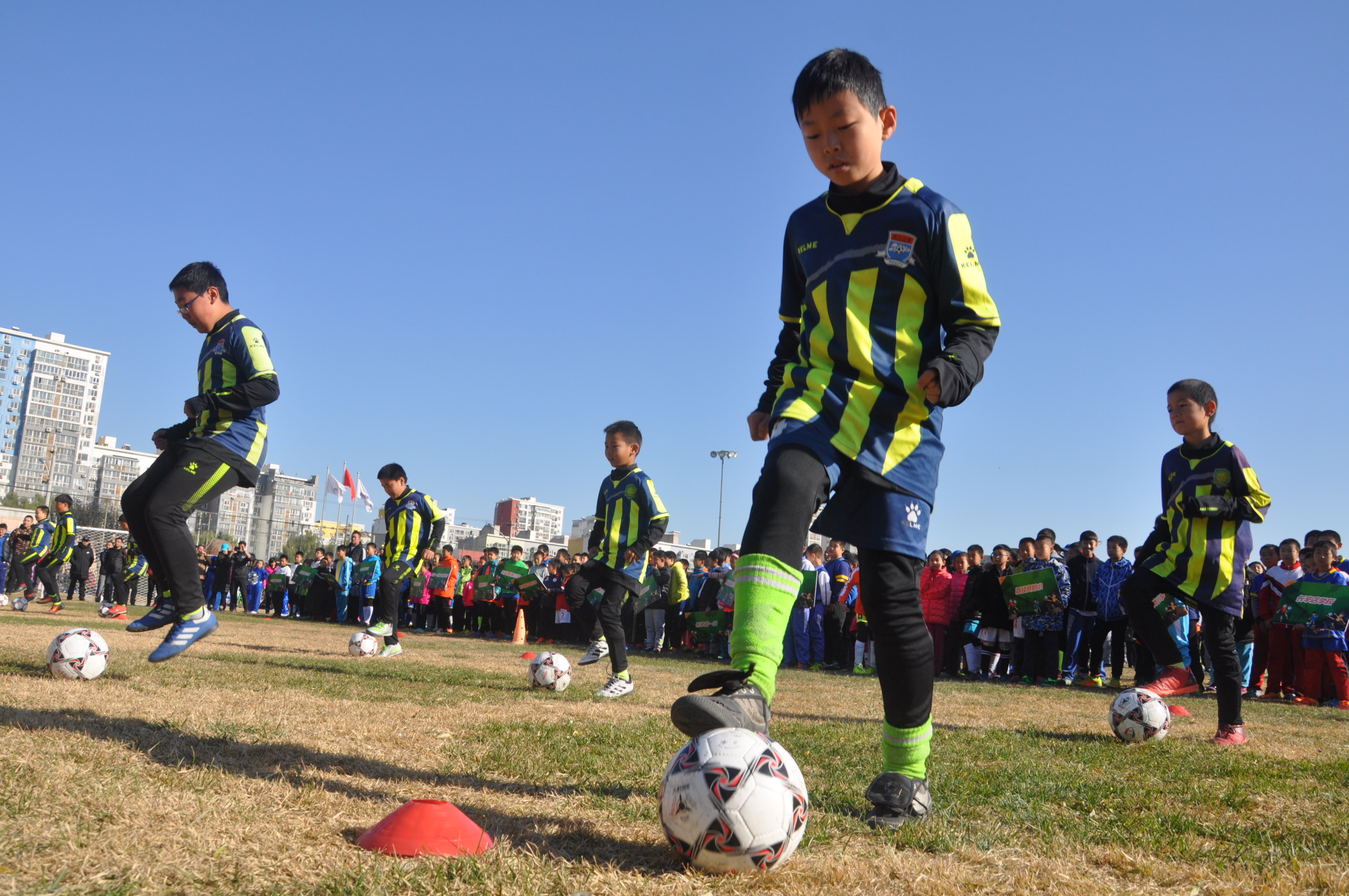 2018年中小学生丰台区足球联赛,阳光体育运动会小学生足球比赛