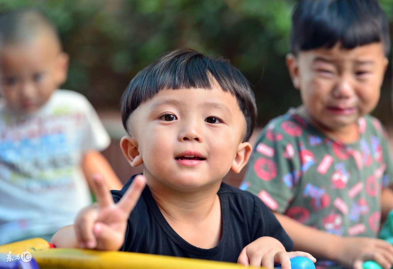 给孩子选幼儿园怎么选学校,私立和公立幼儿园怎么选