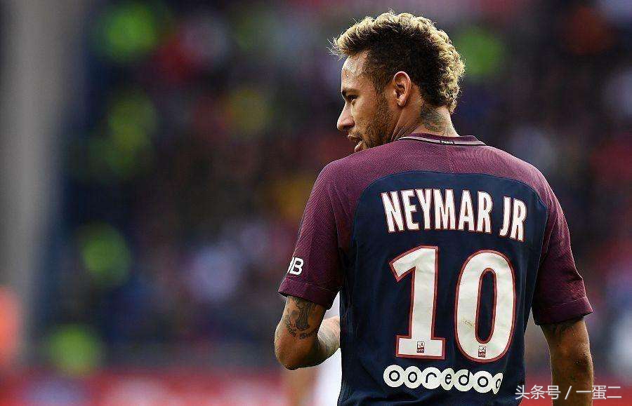 内马尔巴塞罗那大巴黎,内马尔桑托斯巴塞罗那