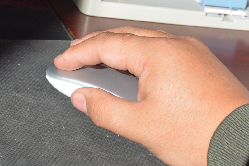 英菲克哪款静音游戏鼠标最好,英菲克pm1无线便携静音鼠标