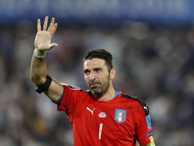 从翩翩少年到沧桑中年,从追风少年到英雄迟暮