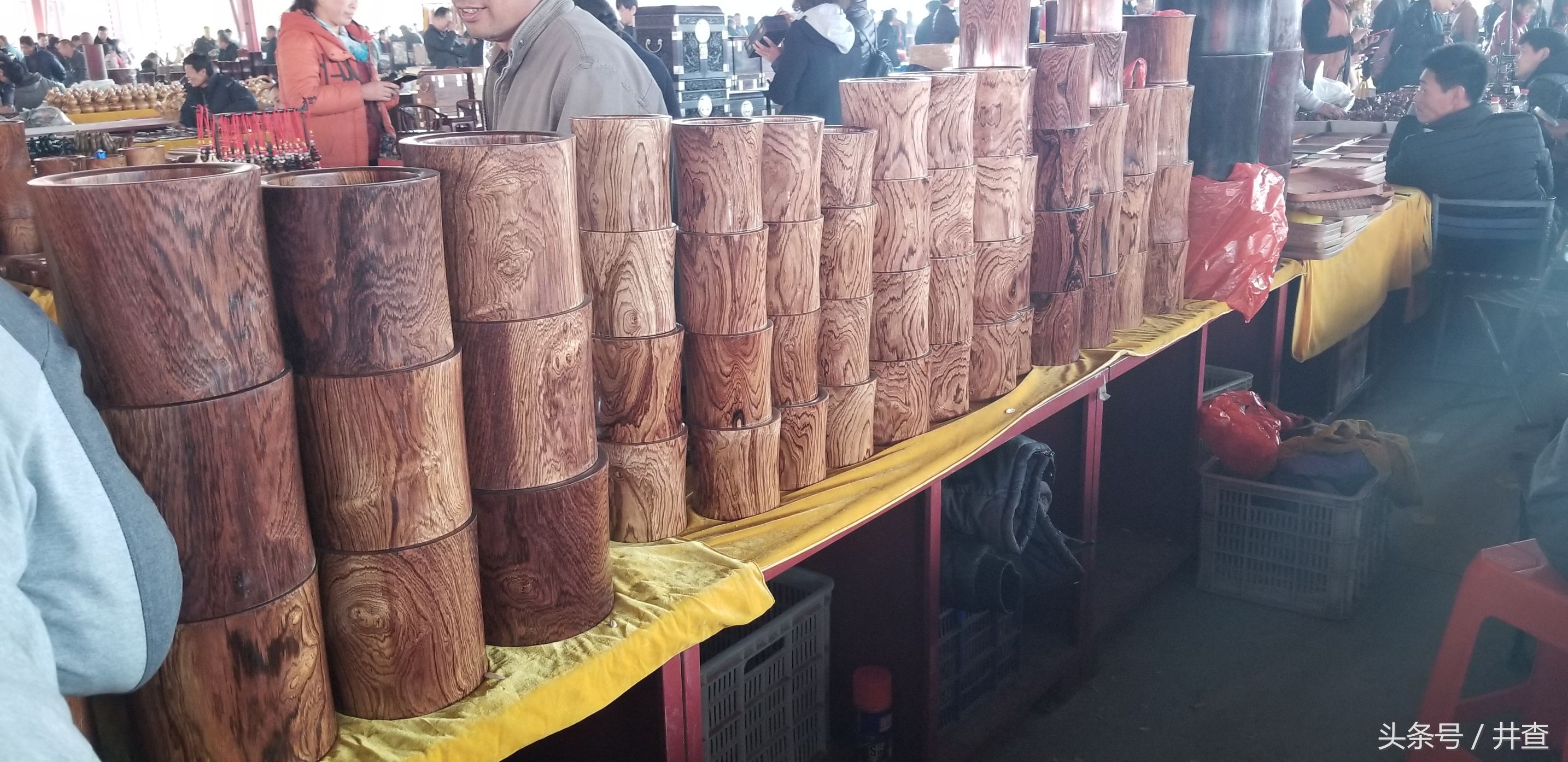 县城大集上的这些手艺活儿，摆地摊卖一百，到了北京卖几钱啊！