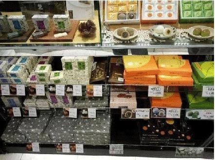 买遍全球好货,在网上买哪个国家的化妆品最便宜