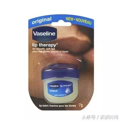 嘴唇干裂起皮接吻是不是好得快,嘴唇干燥涂润唇膏还有其它方法吗