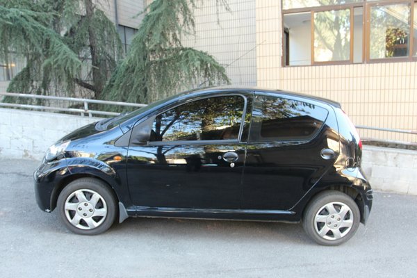 老爸节俭一生，送他1万3的比亚迪-F0，是不是过分了