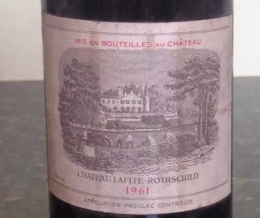 白夜追凶里喝的酒格兰菲迪多少钱,白夜追凶喝三十万拉菲犯法吗