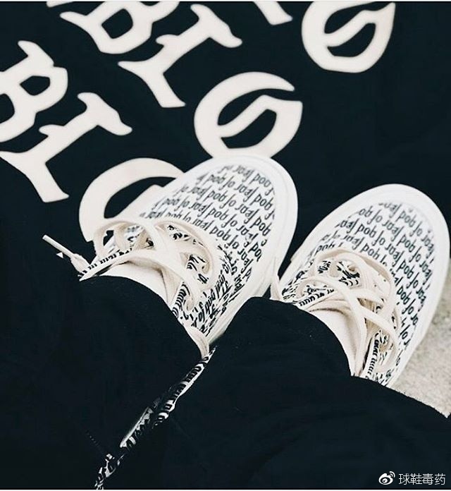 打死我也不信，一双Vans也能炒到一万块钱……