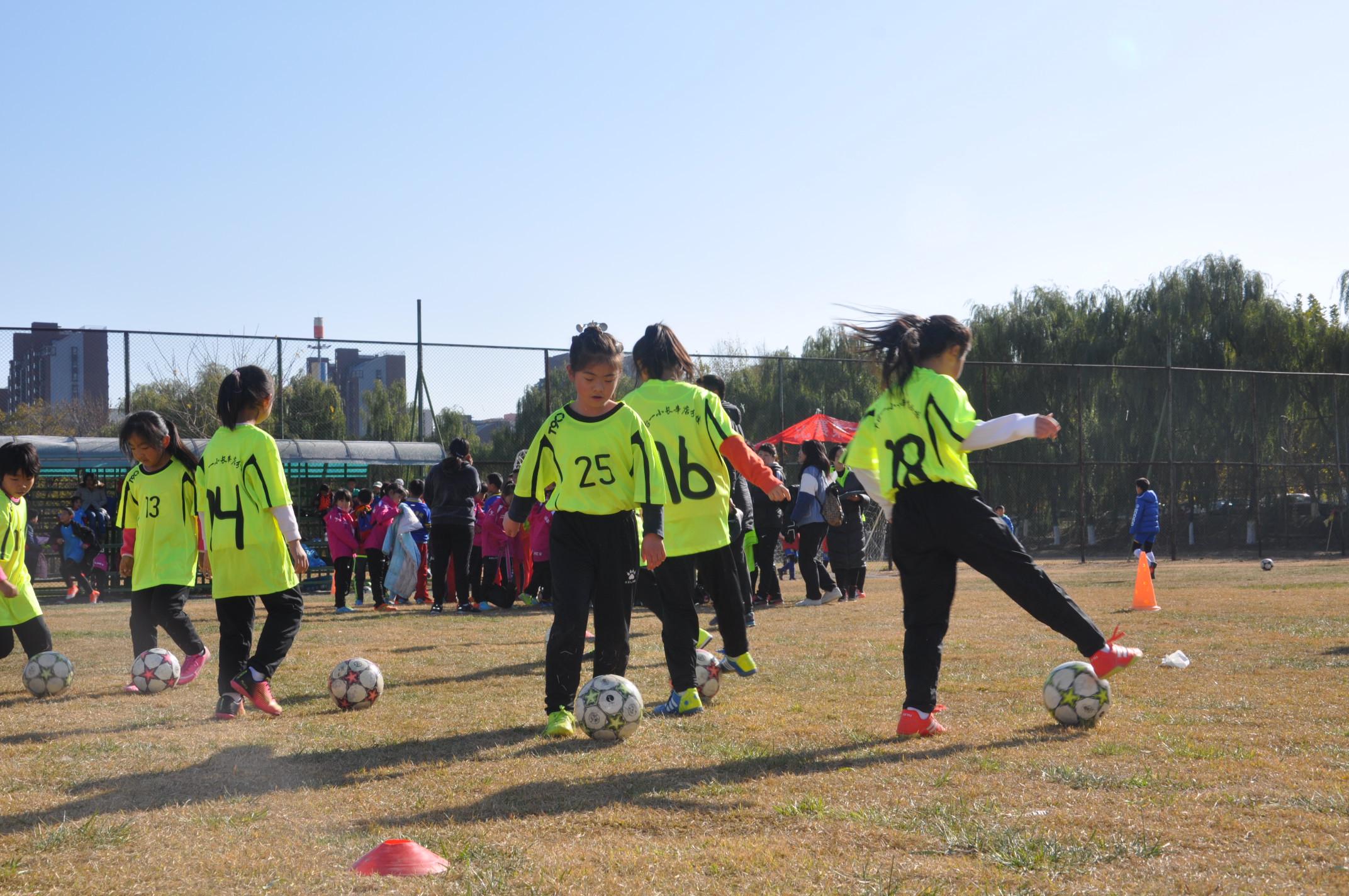 2018年中小学生丰台区足球联赛,阳光体育运动会小学生足球比赛