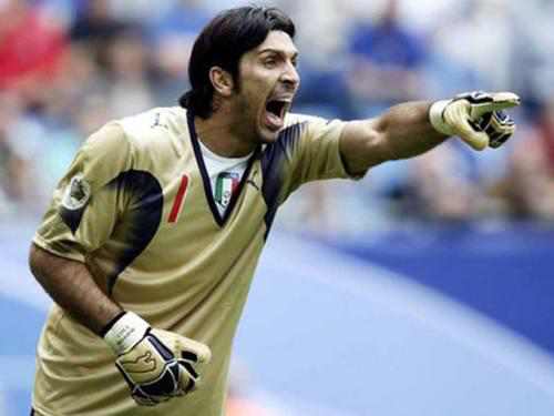 布冯退出意大利完整视频,意甲二十年布冯