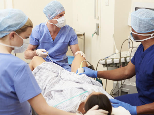 剖腹产怎么快速排气放屁,为什么剖腹产放屁以后才能吃饭