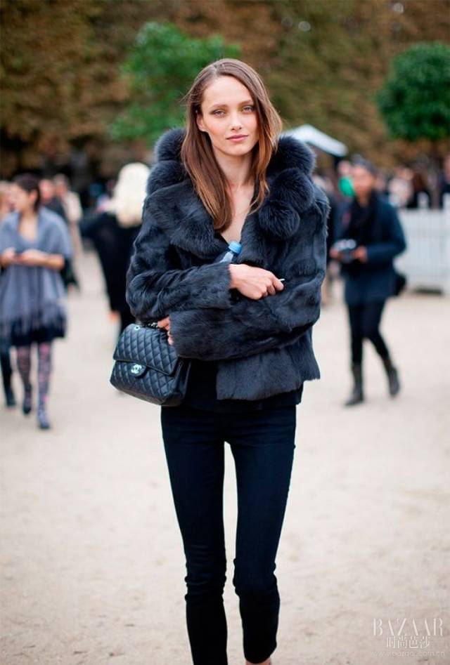 小个子这样穿长外套太显高了,小个子短厚外套下面该怎么搭