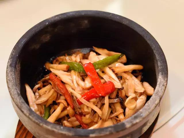 没吃过这10家新潮私房菜,没吃过这10家老字号赣菜馆