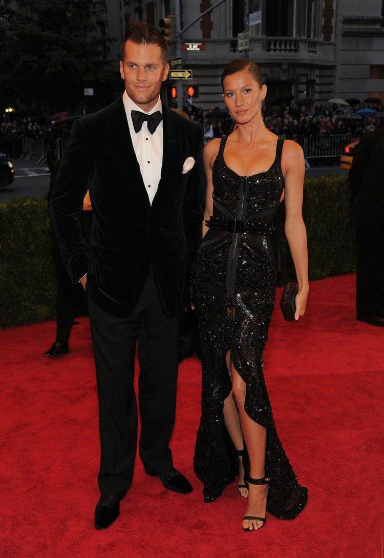 大表姐刘雯身价,中国超模大表姐刘雯最全秀场盘点