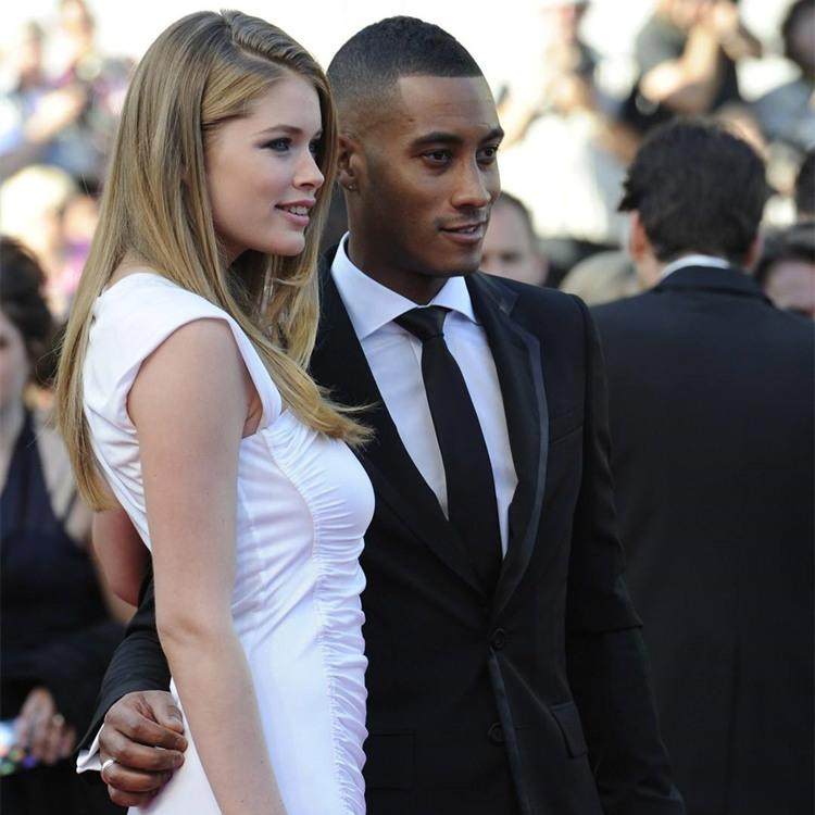 大表姐刘雯身价,中国超模大表姐刘雯最全秀场盘点