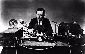 他辍学搞发明被视为技工，年仅20岁便造出第一个获诺奖的工程发明