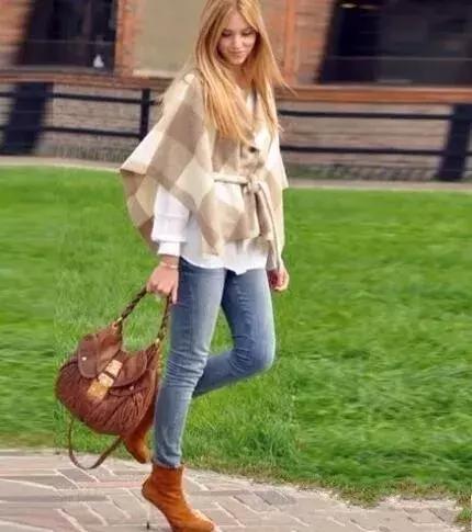 披上这一席披肩斗篷吧~