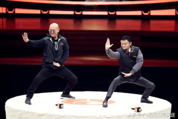 王者荣耀再立功！功守道正式开场！共享单车接二连三地倒闭背后！