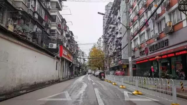 武汉地铁早高峰4号线,武汉地铁红色专列