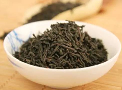 处理衣服发霉的小妙招,衣服发霉有小白点怎么处理