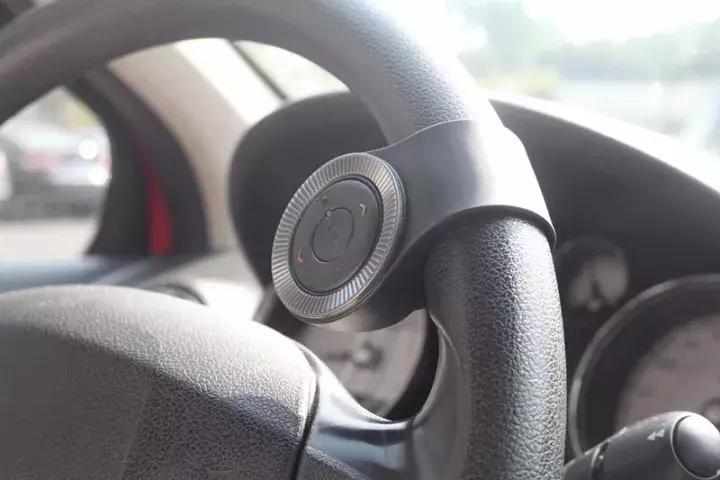 是错过路口？还是错过几个亿？开车用手机导航遇上来电肿么破？