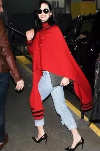 披上这一席披肩斗篷吧~