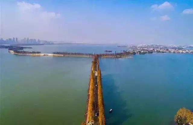 武汉地铁早高峰4号线,武汉地铁红色专列