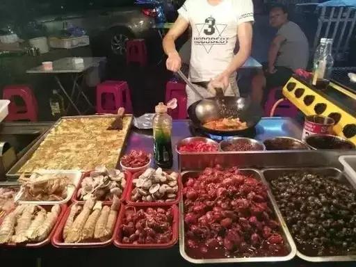 武汉地铁早高峰4号线,武汉地铁红色专列