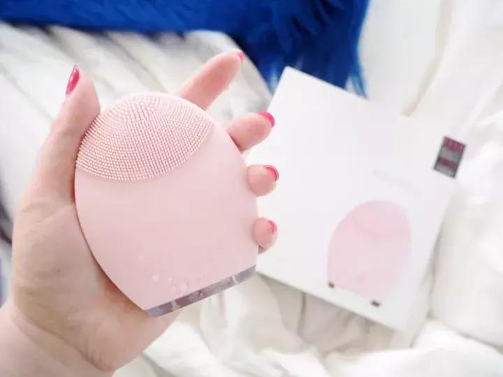 用1万多块钱买了神仙水,兰蔻沁水ysl