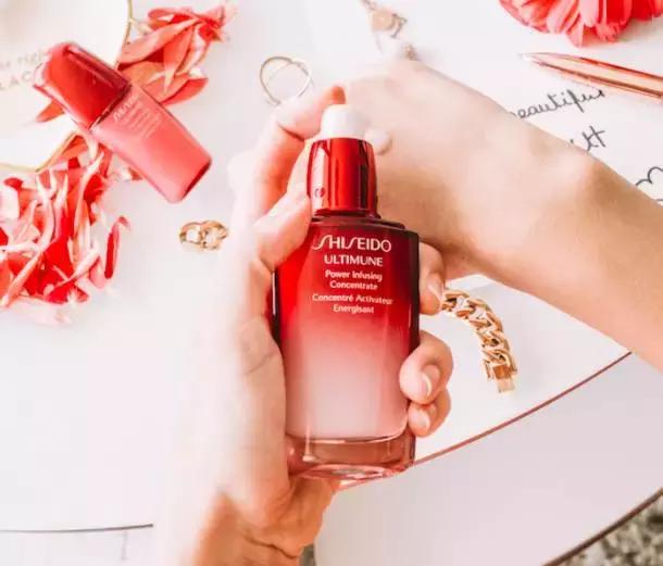 用1万多块钱买了神仙水,兰蔻沁水ysl