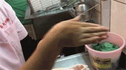 猫咪生产前12个小时的状况,猫咪生产小猫卡在产道怎么办