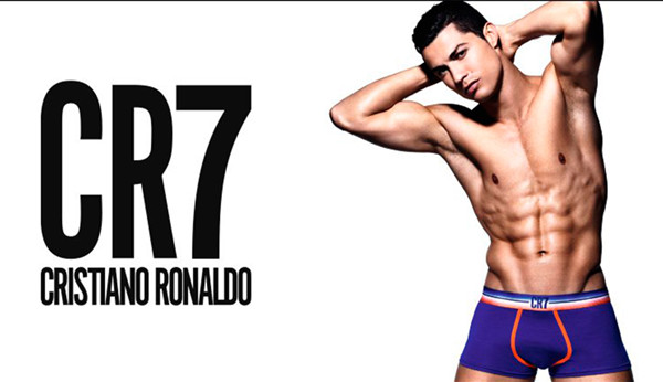 c罗小罗是球王吗,球王c罗的影响力