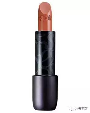 秋冬比较适合的口红,秋冬适合雾面口红还是镜面口红