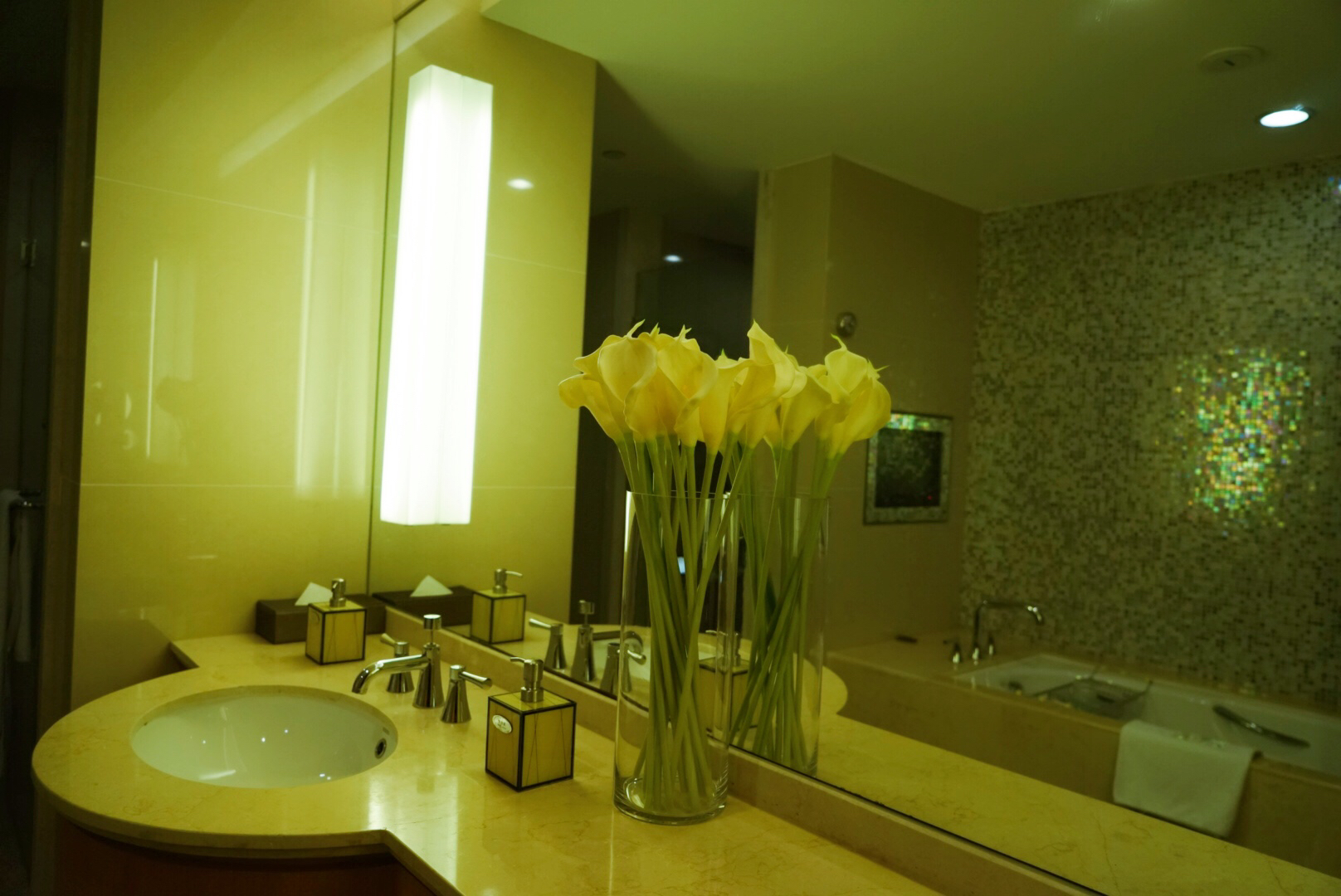 阳澄湖刚捞出来的螃蟹,阳澄湖大闸蟹现在能吃了吗