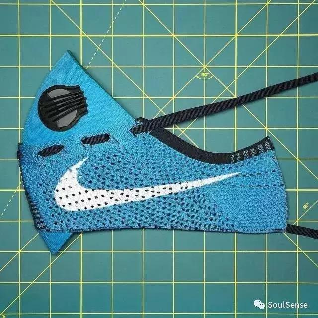 妈妈问我为什么穿长袖,为什么妈妈总是穿我的鞋子