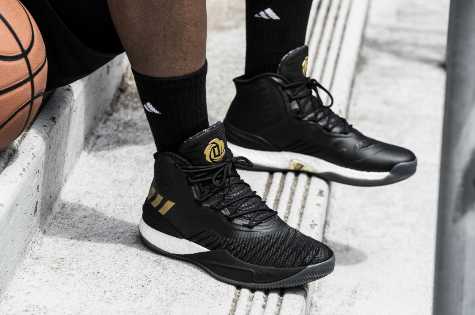 adidas和nike鞋子尺码,adidas与nike足球鞋区别