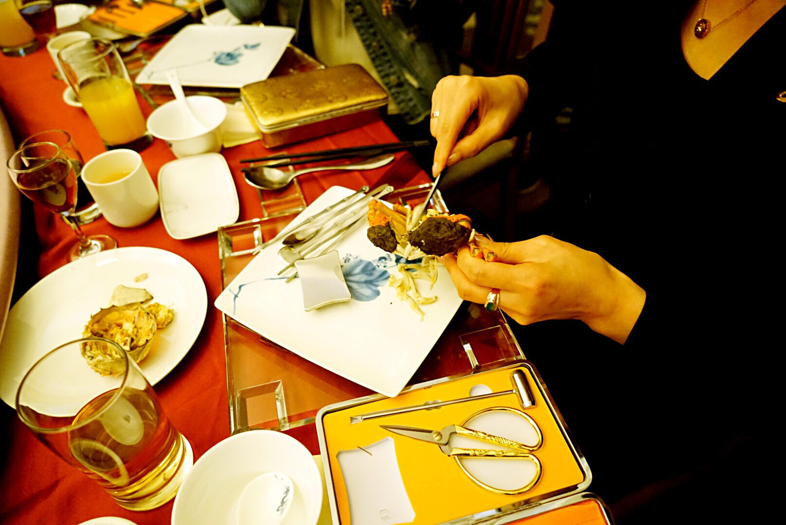 阳澄湖刚捞出来的螃蟹,阳澄湖大闸蟹现在能吃了吗