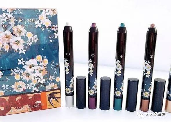 盘点大牌彩妆圣诞限量版,品牌彩妆平价送人圣诞节礼盒推荐