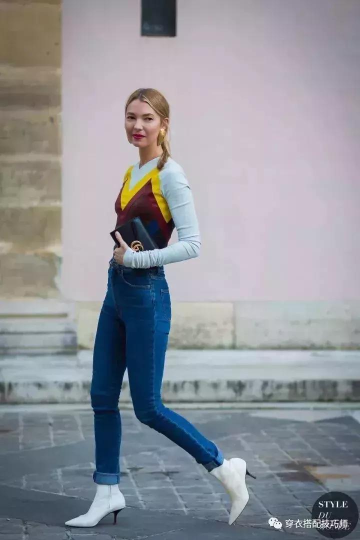 方头粗跟短靴冬季搭配裤子,冬季短靴搭配什么裤子