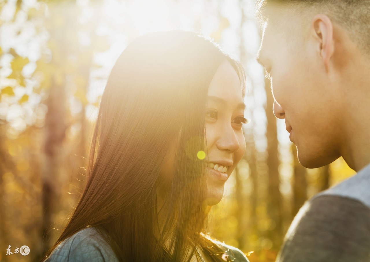 我爱的人和爱我的人怎么去选择,一个爱我的人和我爱的人该选谁