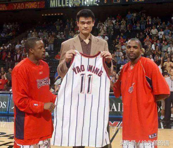 姚明拿过nba冠军吗,姚明帮助广东队夺冠