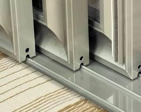 厨房推拉门建议用吊轨还是地轨,厨房推拉门吊轨门好还是地轨门好