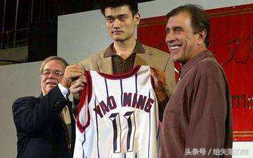 姚明拿过nba冠军吗,姚明帮助广东队夺冠