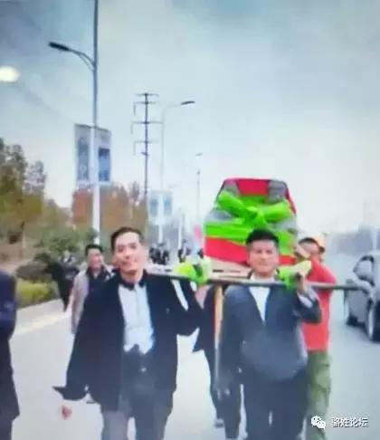 安徽芜湖繁阳骆氏“土地爷”搬家