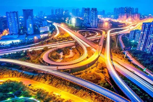 重庆让人着迷的城市,重庆一个充满火锅味的城市