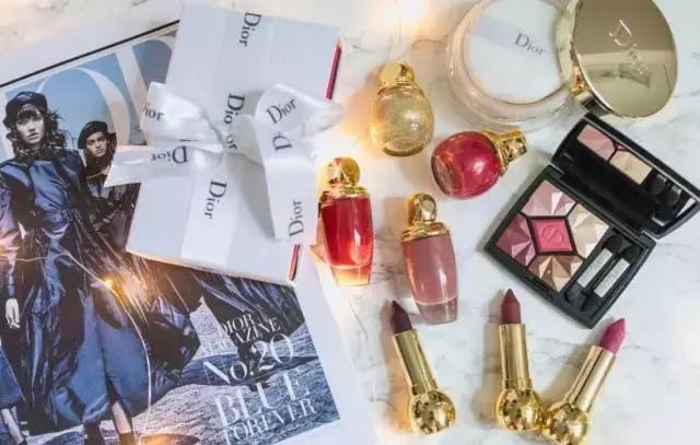 2017年圣诞限定口红香奈儿,2021圣诞限量款口红ysl