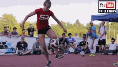 巾帼不让须眉有骨气的中国女人,爱踢球的女汉子