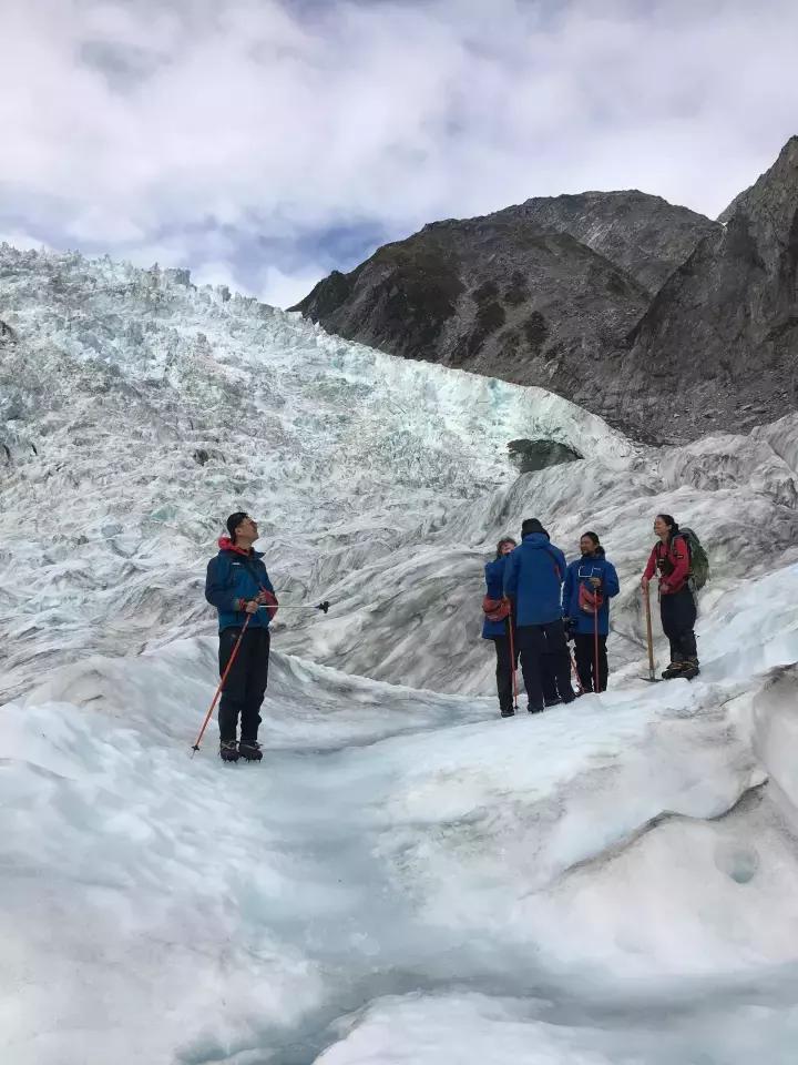 他们有钱，会玩，没有中产焦虑