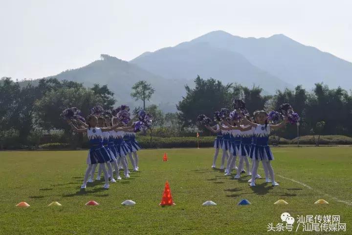 德成中英文学校晚会,德成中英文学校元旦直播回放