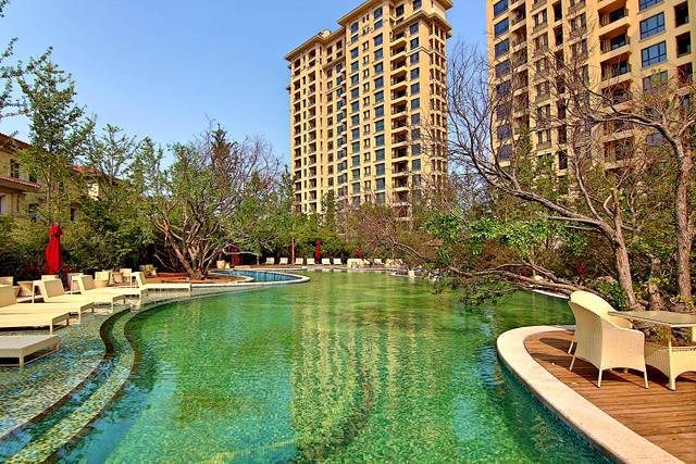 259元到河海龙湾斯维登温泉度假酒店入住豪华房探寻千年古泉